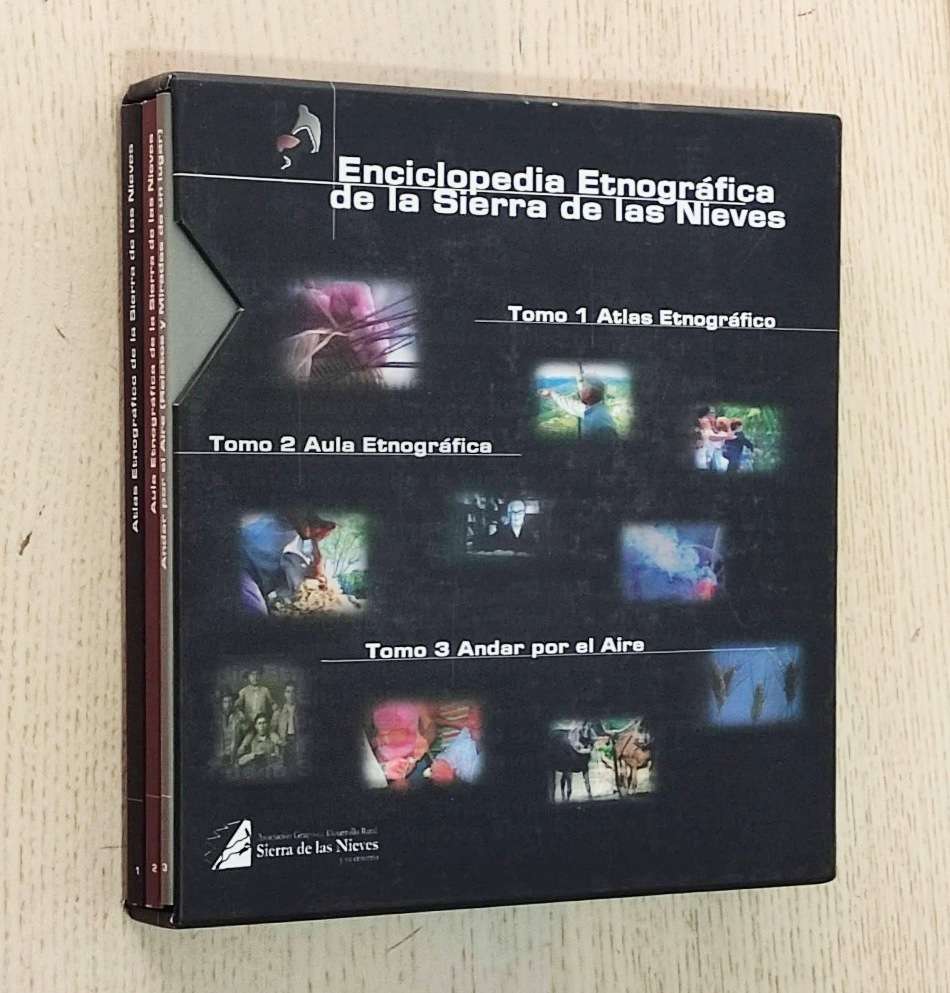 ENCICLOPEDIA ETNOGRÁFICA DE LA SIERRA DE LAS NIEVES (3 tomos en estuche)